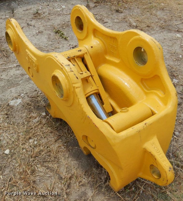 image for item DR1965 2013 JRB  hydraulic quick coupler