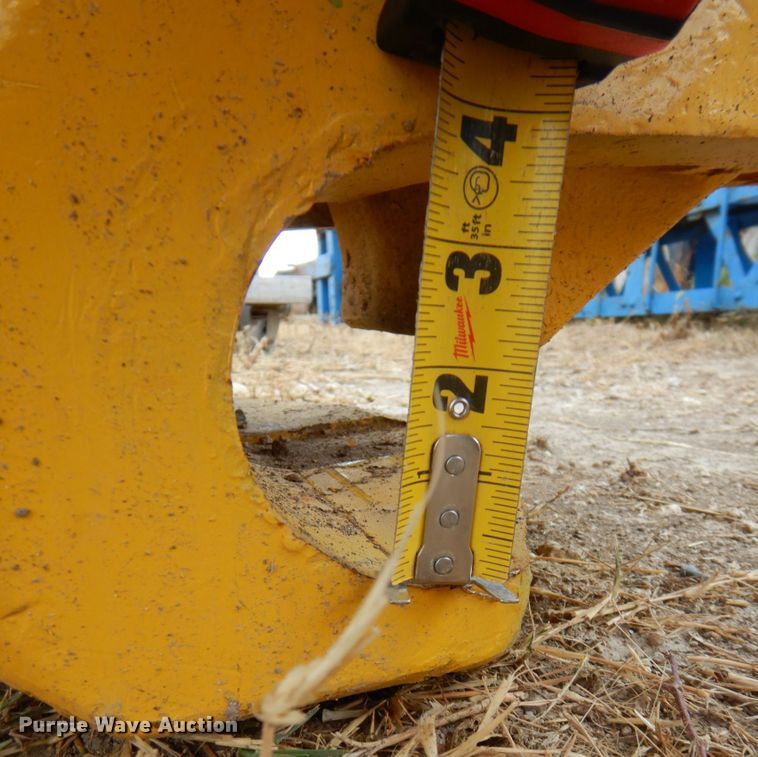 image for item DR1965 2013 JRB  hydraulic quick coupler