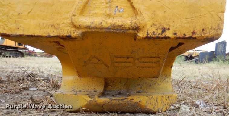 image for item DR1965 2013 JRB  hydraulic quick coupler