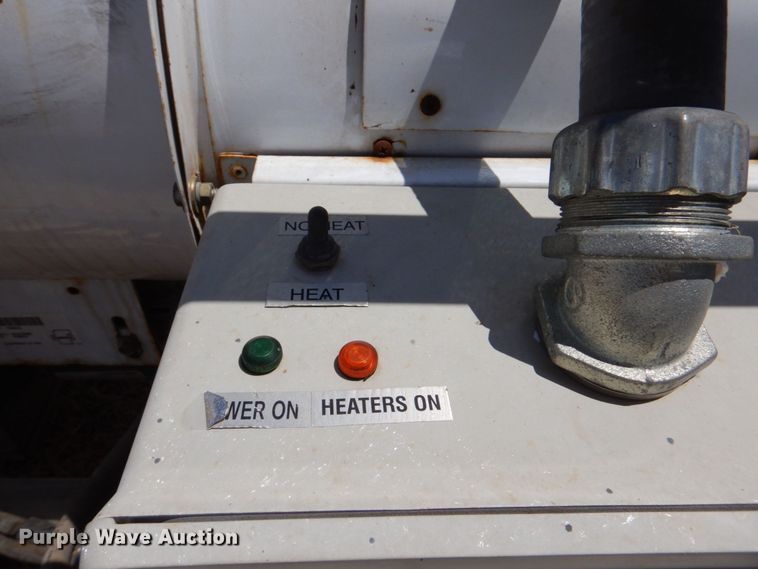 image for item DR1966 (3) Caterpillar Heater 60 electric heaters