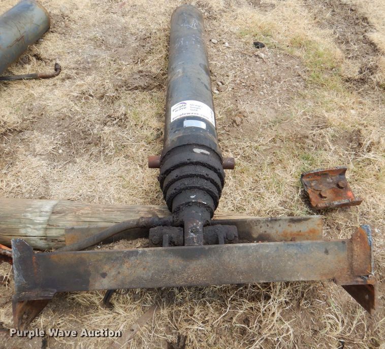 image for item DR1969 Custom Hoists 300205  hoist