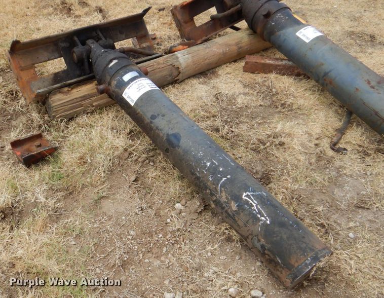 image for item DR1969 Custom Hoists 300205  hoist