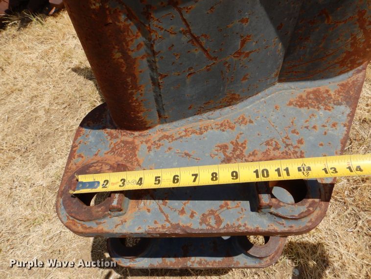 image for item DR1971 Excavator bucket