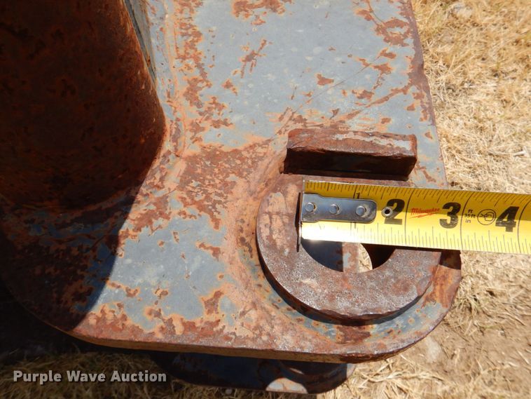 image for item DR1971 Excavator bucket