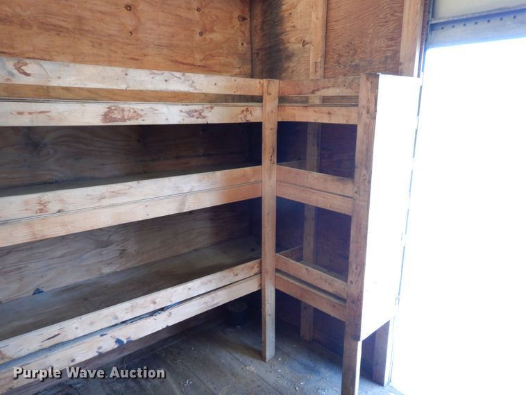 image for item DS1291 1993 International 4900  box truck