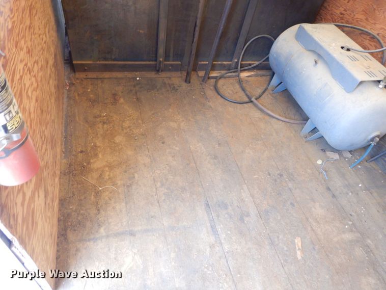 image for item DS1291 1993 International 4900  box truck