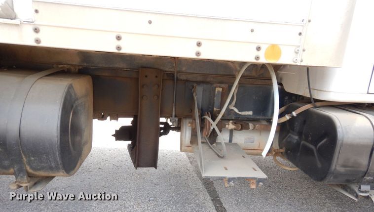 image for item DS1291 1993 International 4900  box truck