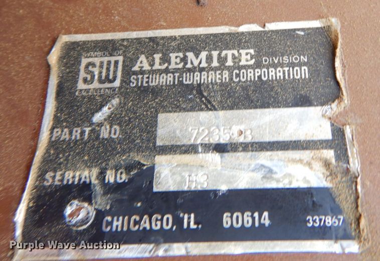 image for item DS1291 1993 International 4900  box truck