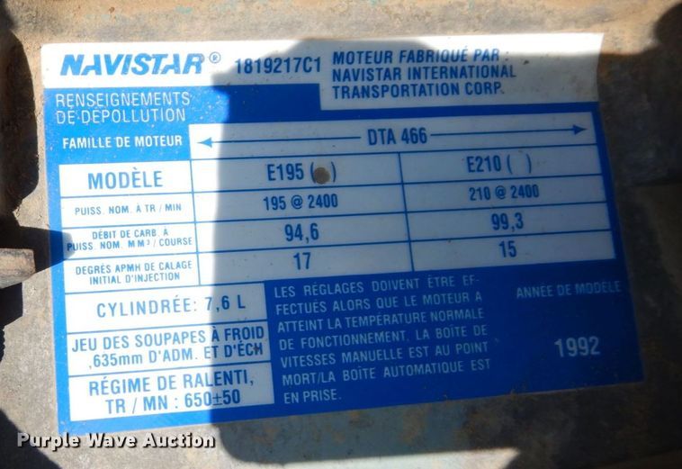 image for item DS1291 1993 International 4900  box truck