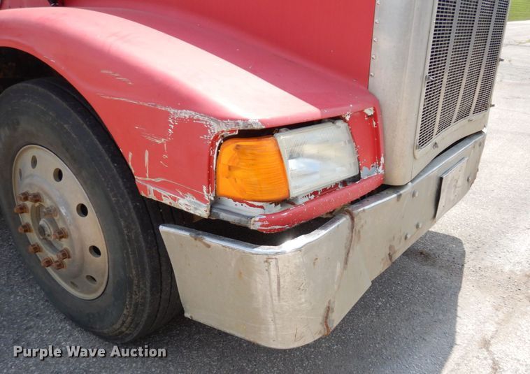 image for item DS1293 1995 Peterbilt 377  dump truck