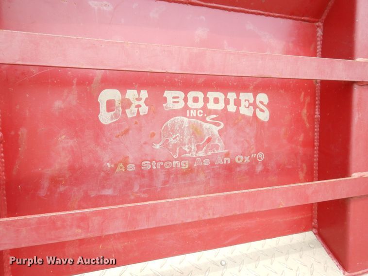 image for item DS1293 1995 Peterbilt 377  dump truck