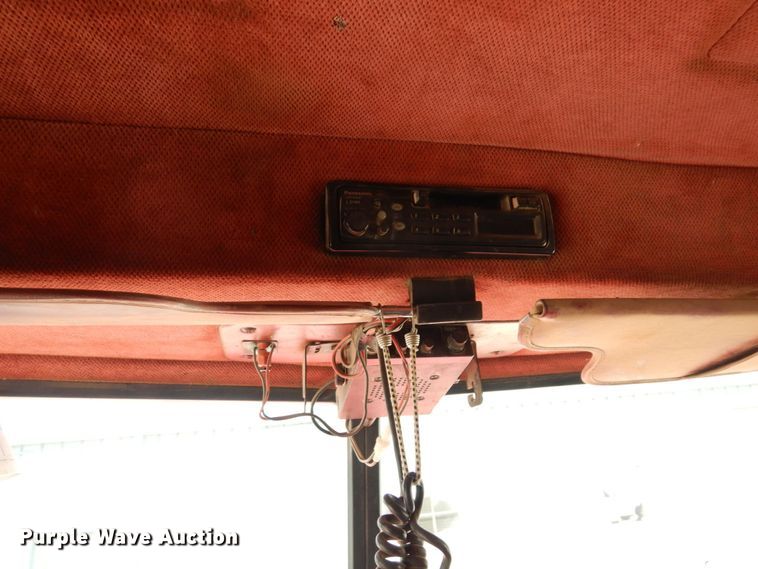 image for item DS1293 1995 Peterbilt 377  dump truck