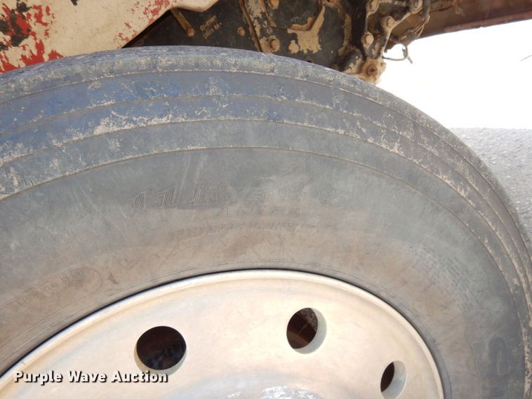 image for item DS1293 1995 Peterbilt 377  dump truck