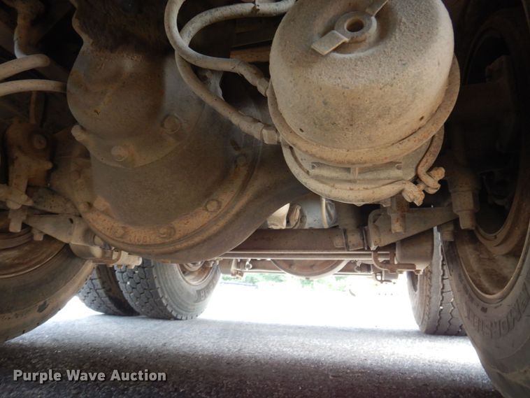 image for item DS1293 1995 Peterbilt 377  dump truck