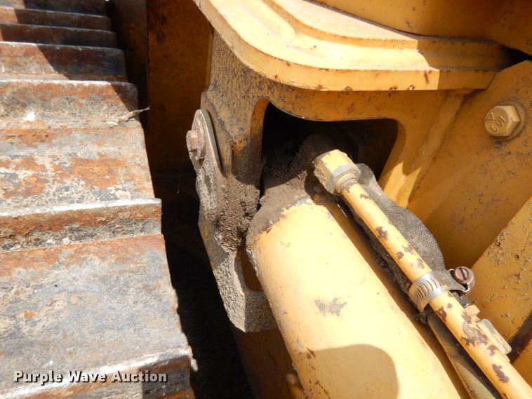 image for item DS1294 2002 John Deere 650H LT  dozer