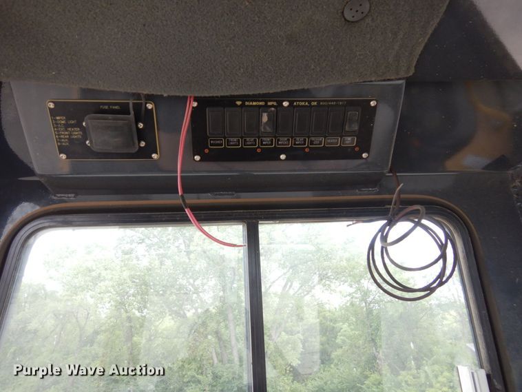 image for item DS1294 2002 John Deere 650H LT  dozer