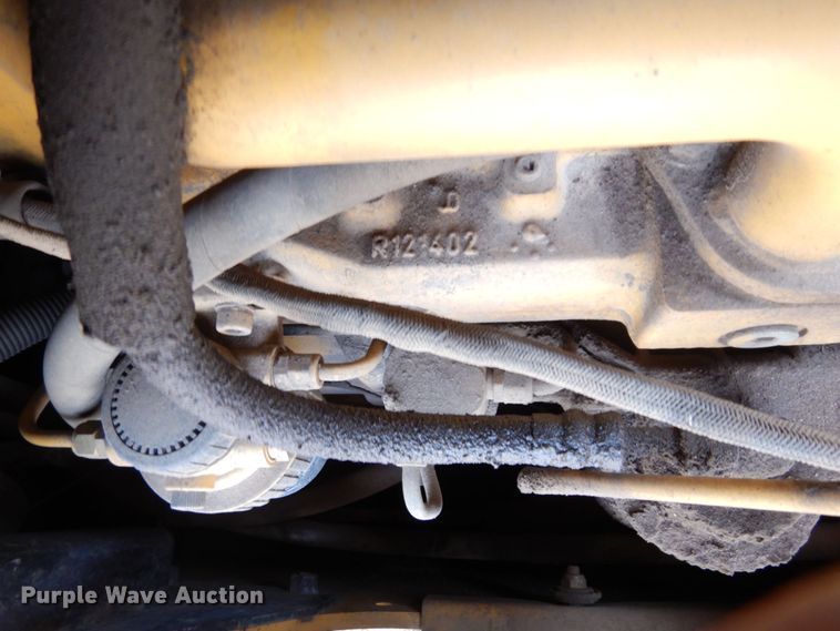 image for item DS1294 2002 John Deere 650H LT  dozer