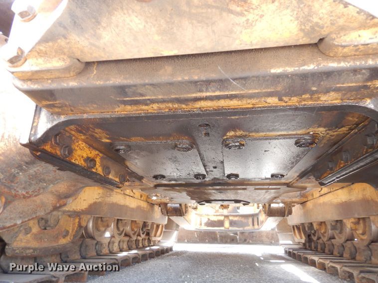 image for item DS1294 2002 John Deere 650H LT  dozer