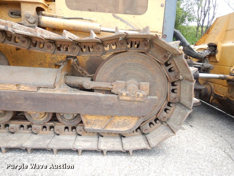 image for item DS1294 2002 John Deere 650H LT  dozer