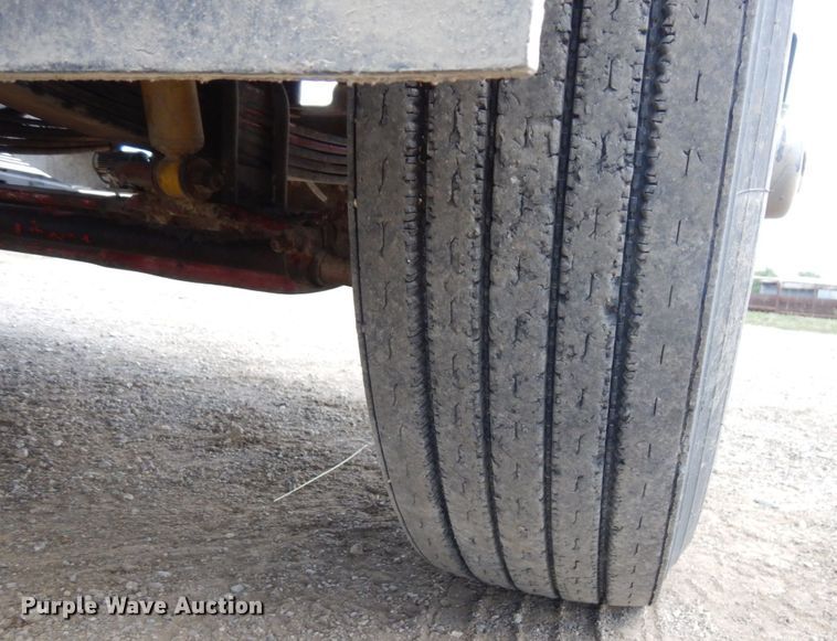 image for item DS1297 1989 Freightliner FLC  dump truck