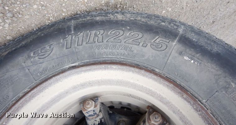 image for item DS1297 1989 Freightliner FLC  dump truck