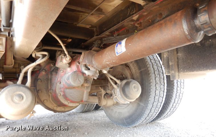 image for item DS1297 1989 Freightliner FLC  dump truck