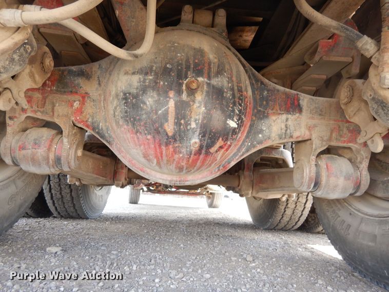 image for item DS1297 1989 Freightliner FLC  dump truck