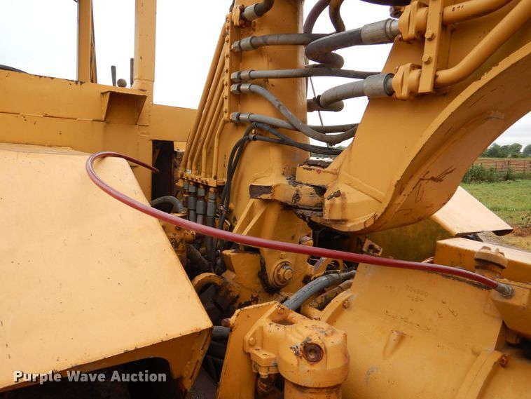 image for item DS8167 1985 Caterpillar 613C  elevating scraper