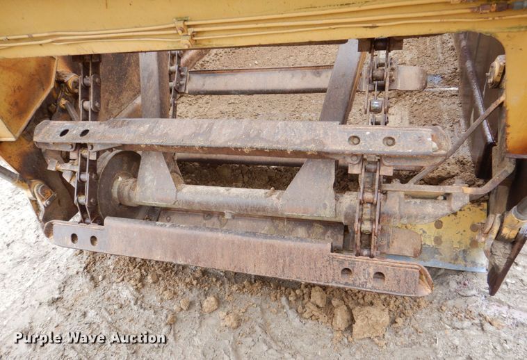 image for item DS8167 1985 Caterpillar 613C  elevating scraper