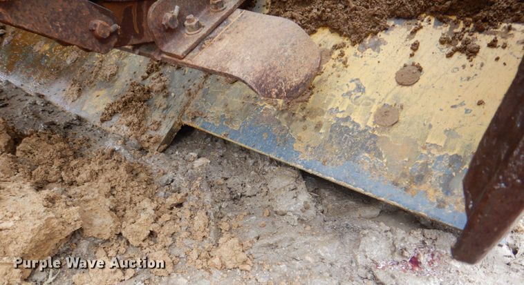 image for item DS8167 1985 Caterpillar 613C  elevating scraper