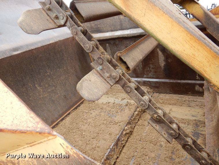 image for item DS8167 1985 Caterpillar 613C  elevating scraper