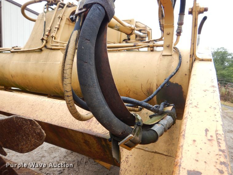 image for item DS8167 1985 Caterpillar 613C  elevating scraper