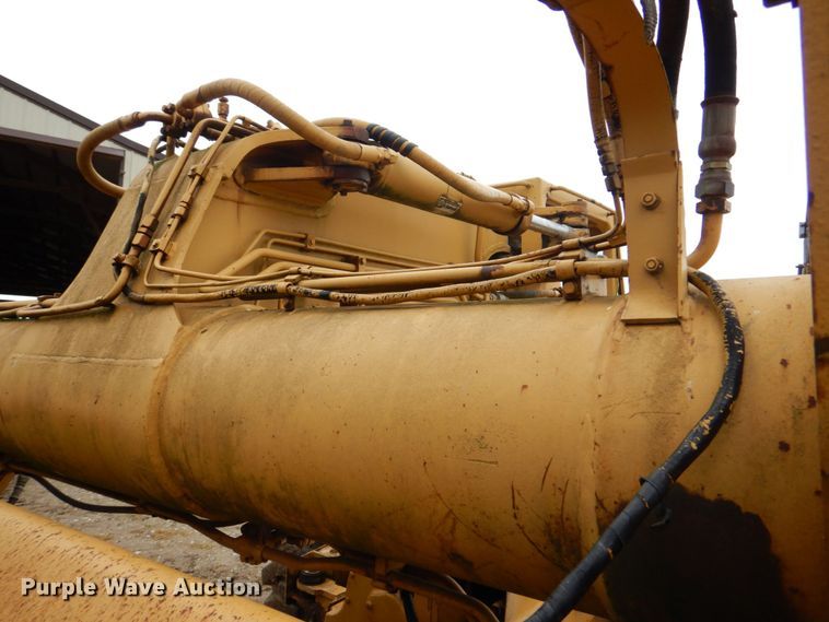 image for item DS8167 1985 Caterpillar 613C  elevating scraper