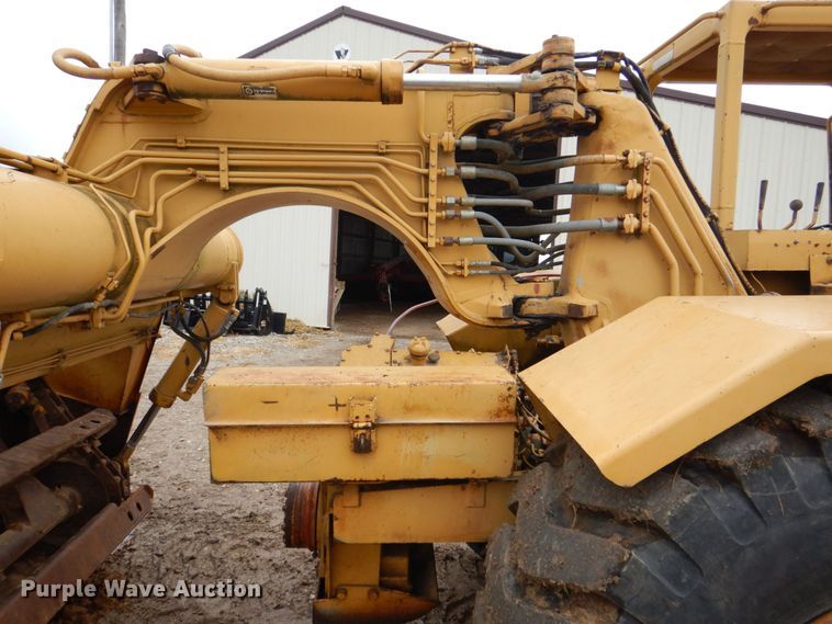 image for item DS8167 1985 Caterpillar 613C  elevating scraper