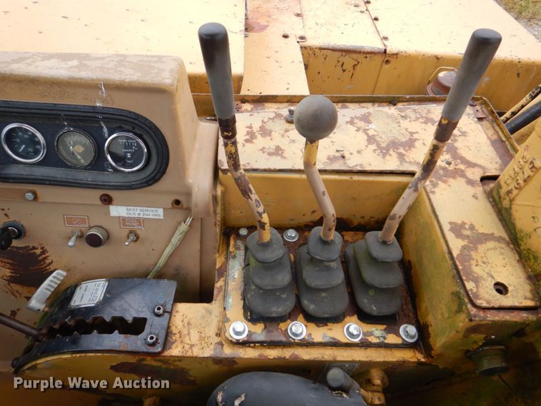 image for item DS8167 1985 Caterpillar 613C  elevating scraper