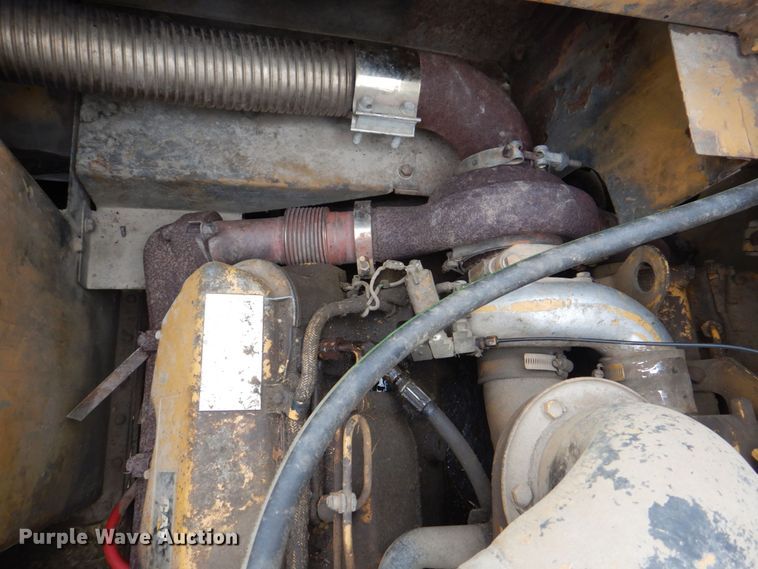 image for item DS8167 1985 Caterpillar 613C  elevating scraper