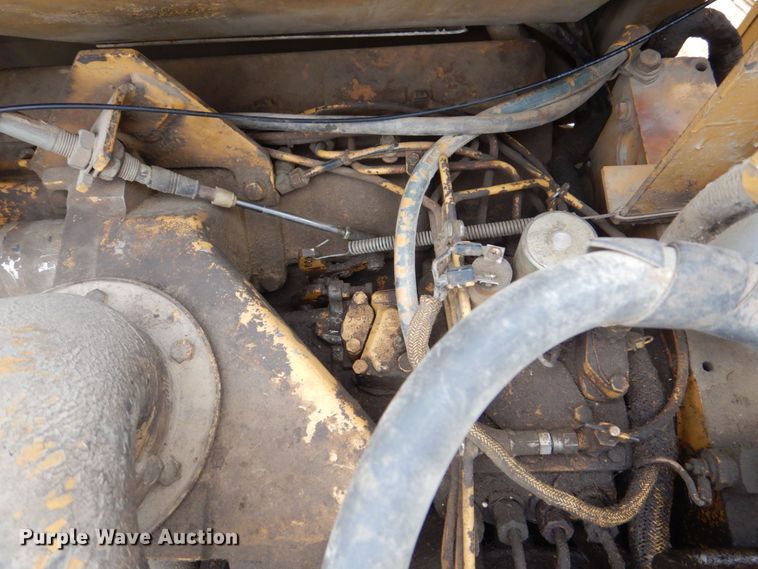 image for item DS8167 1985 Caterpillar 613C  elevating scraper