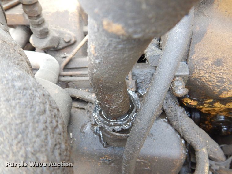 image for item DS8167 1985 Caterpillar 613C  elevating scraper