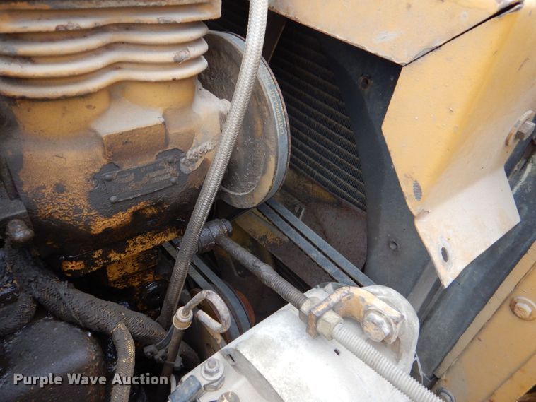 image for item DS8167 1985 Caterpillar 613C  elevating scraper