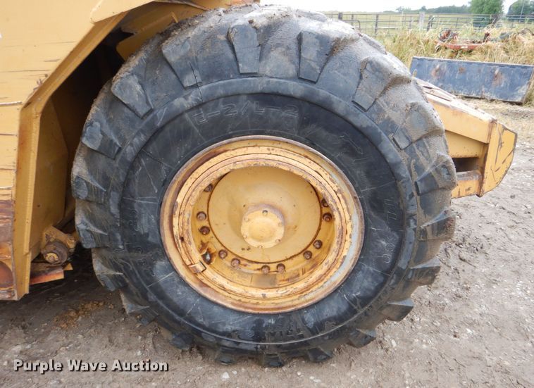 image for item DS8167 1985 Caterpillar 613C  elevating scraper