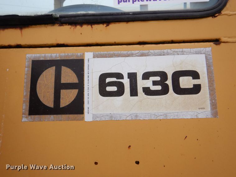 image for item DS8167 1985 Caterpillar 613C  elevating scraper