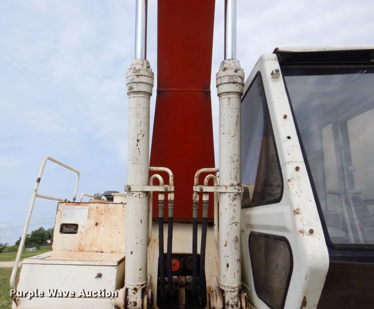 image for item DS8175 Link-Belt  LS-2800C Series II  long reach excavator