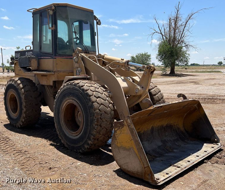 image for item DS8377 1999 Caterpillar 924F  wheel loader