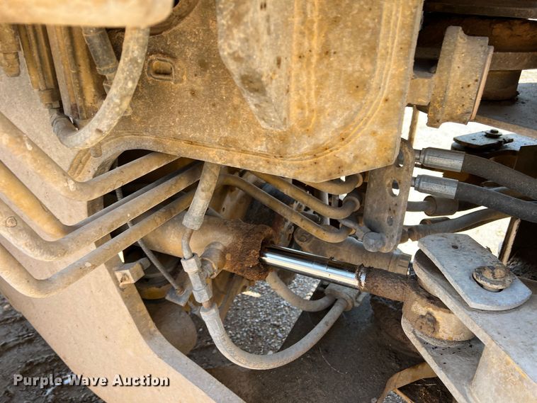 image for item DS8377 1999 Caterpillar 924F  wheel loader