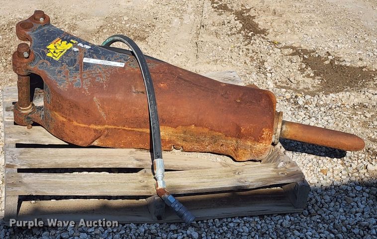 image for item JB9040 Bobcat  breaker