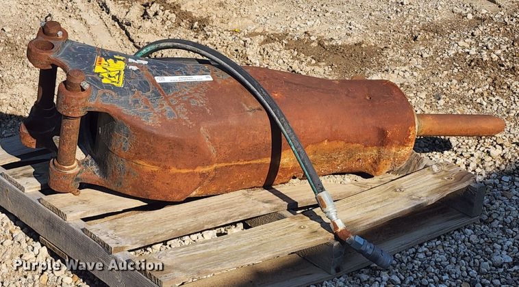 image for item JB9040 Bobcat  breaker