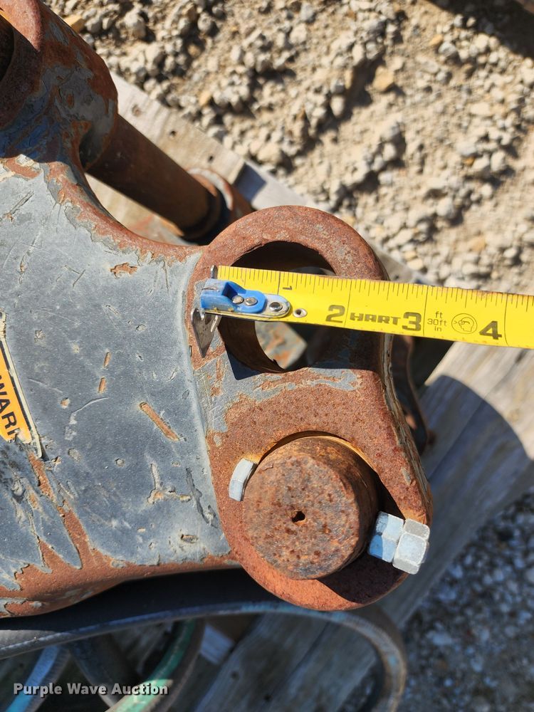 image for item JB9040 Bobcat  breaker