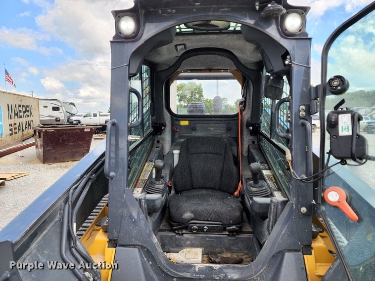 image for item JB9069 2018 John Deere 333G  tracked skid steer loader