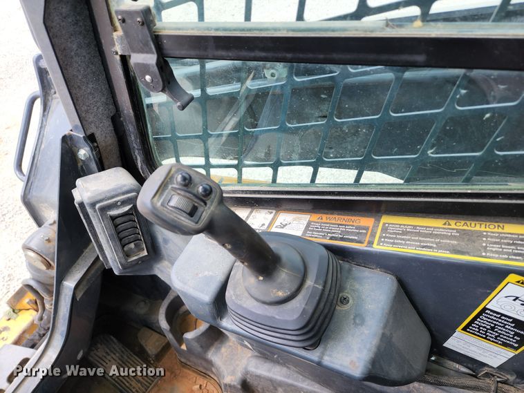 image for item JB9069 2018 John Deere 333G  tracked skid steer loader