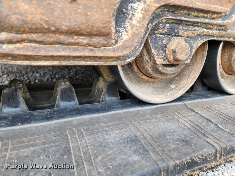 image for item JB9069 2018 John Deere 333G  tracked skid steer loader